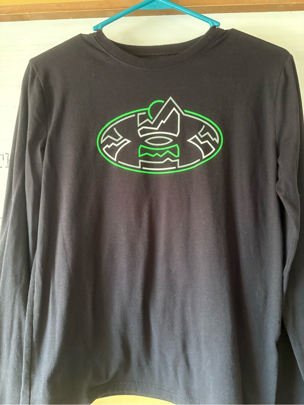 Youth boys  Long-Sleeve Graphic Shirt with Green Accent